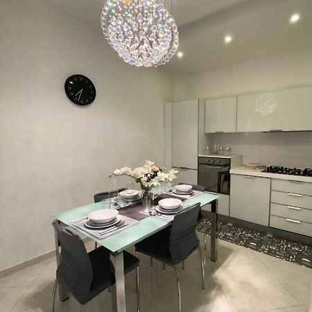 Casavacanza Carme' Napels Buitenkant foto