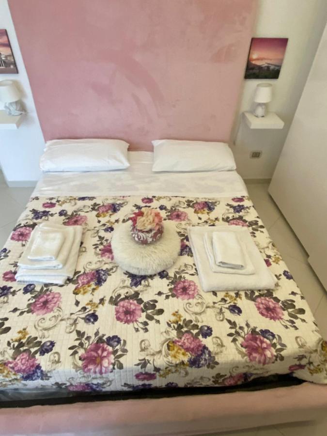 Casavacanza Carme' Napels Buitenkant foto